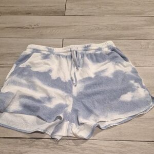 Urban Outfitters Blue and White Tie-Dye Women Shorts